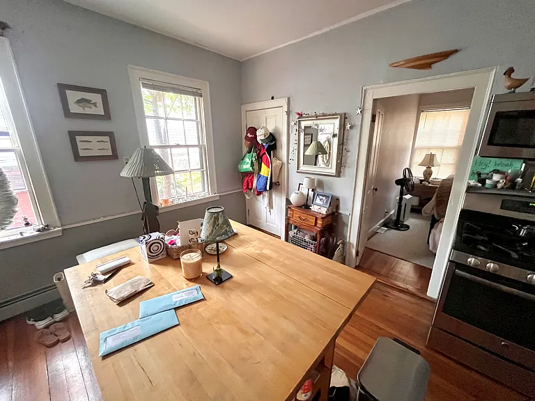 16 Sheldon St #1 — Photo 8