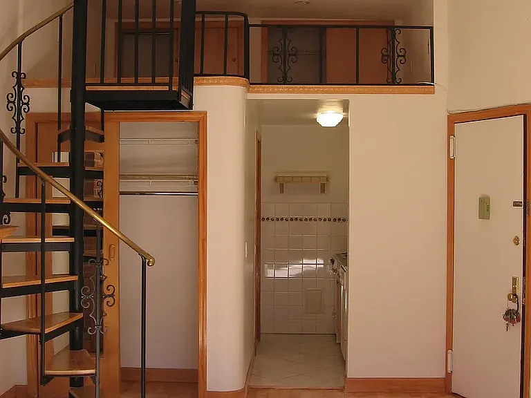 319 W 75th St #4B — Photo 4