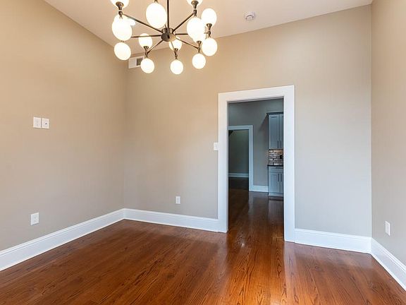 5th image of 3047 Maurepas St