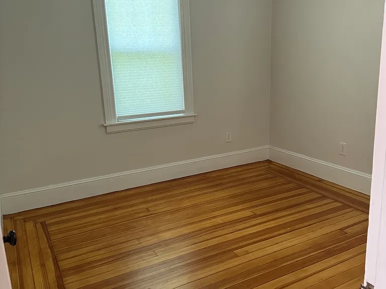 21 Nisbet St #2 — Photo 9