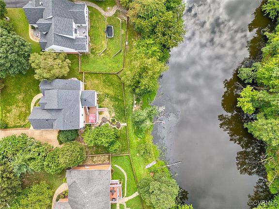 3rd image of 6149 Havenview Dr