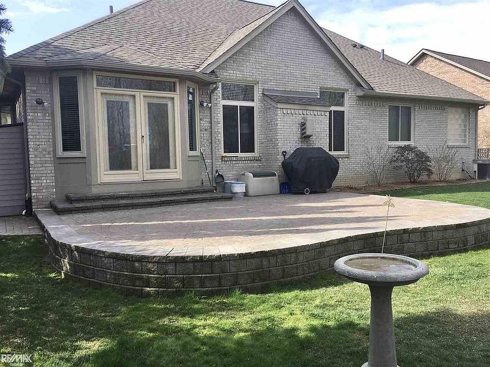 2nd image of 18797 Pine Cone Dr