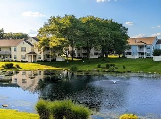 18 Fairview Cir #18, Middle Island, NY 11953