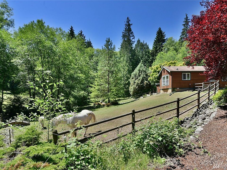 1st image of 5581 NE Fox Glove Ln