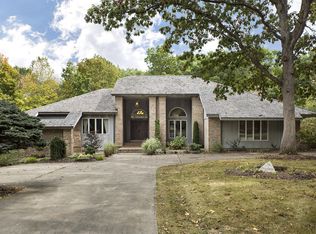 3384 Old McHenry Rd, Long Grove, IL 60047