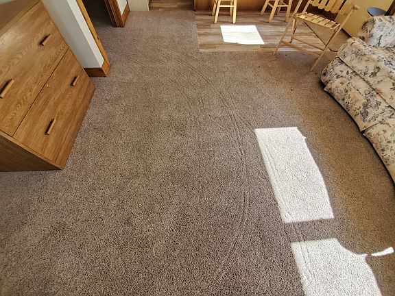 5th image of 741 Larkspur Rd