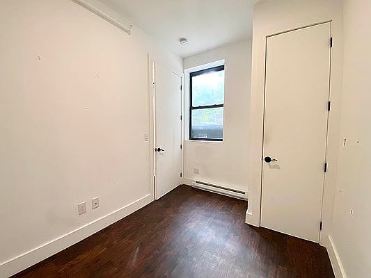 4th image of 2427 Frederick Douglass Blvd #3E