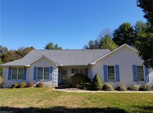 269 Sugar Hollow Rd, Hendersonville, NC 28739
