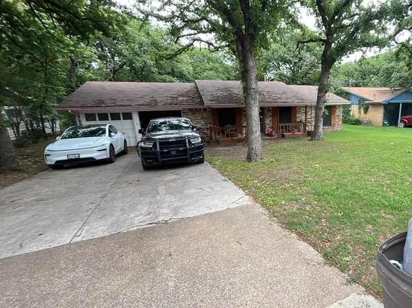 609 William Rd, Azle, TX 76020