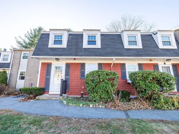 15 Cannongate Rd APT 44, Tyngsboro, MA 01879