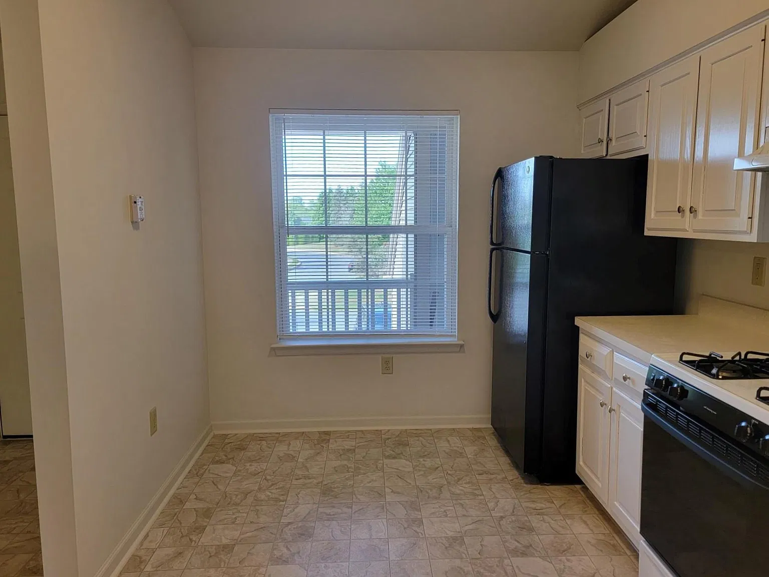 2 bed, 1230 sqft, $1,595 — Photo 3