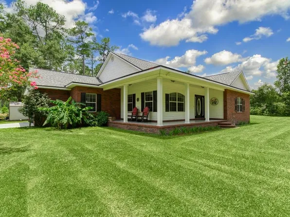 585 Whoa Ln, Bryceville, FL 32009