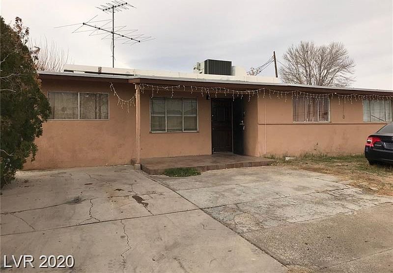 1st image of 2916 Howard Dr