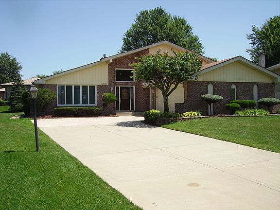 2nd image of 13615 S Murvey Ct