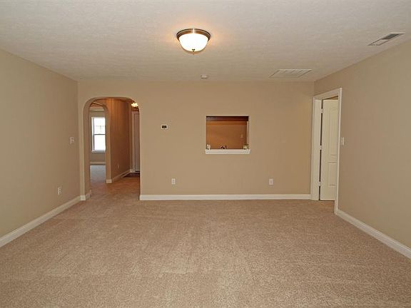 3rd image of 2640 Harshaw Ct