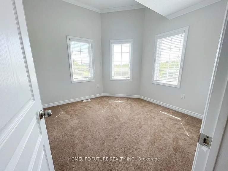 132 William Berczy Blvd — Photo 7