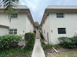 1549 Sandpiper St APT 75, Naples, FL 34102