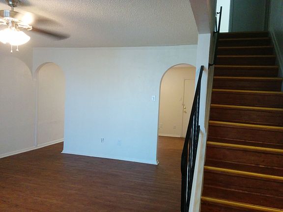 4th image of 1750 Farleigh Ct