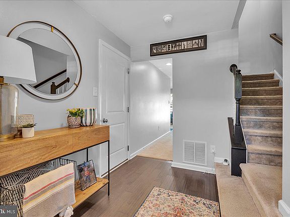 3rd image of 177 Village Green Ln