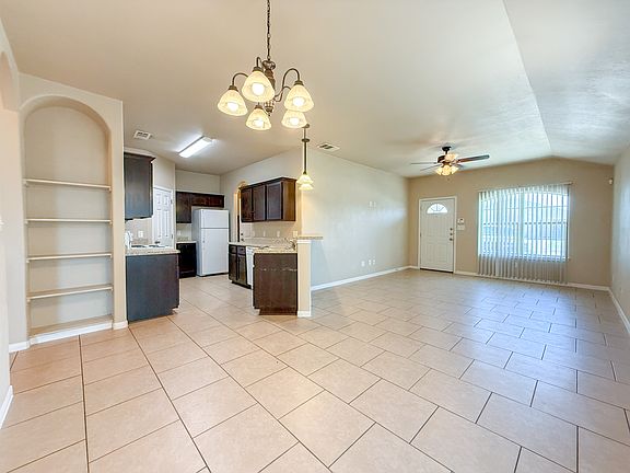 3rd image of 1205 Loyal Ln #A