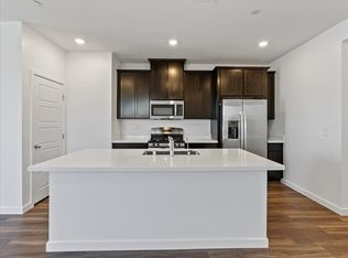 9806 Redwood Cascade St, Las Vegas, NV 89143