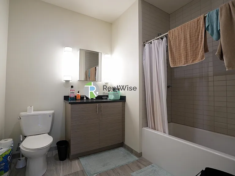400 Langley Rd #301 — Photo 36