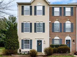6841 Chasewood Cir, Centreville, VA 20121