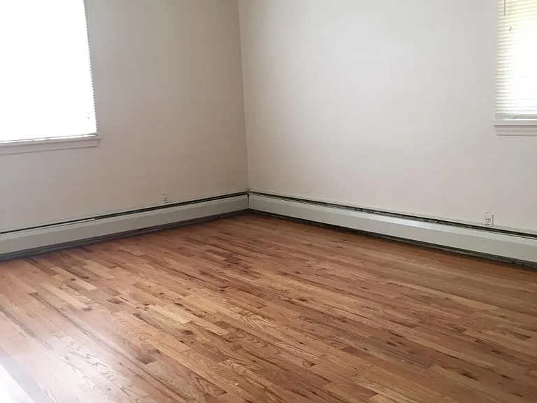 2541 W 52nd Ave — Photo 8