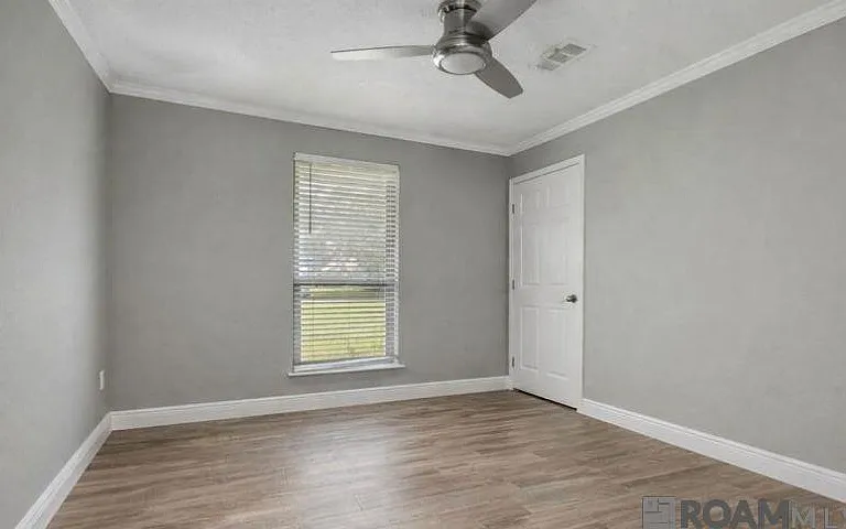 15616 Council Ave — Photo 12