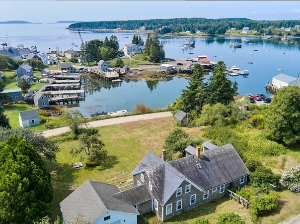 4 Raspberry Lane, Saint George, ME 04860