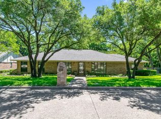 2318 King Richard Dr, Grand Prairie, TX 75050