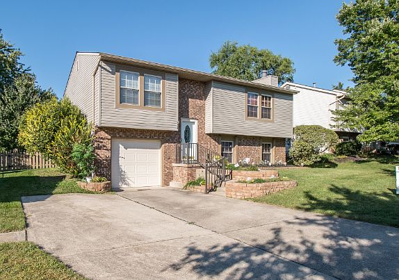 1st image of 5114 Wolf Run Dr