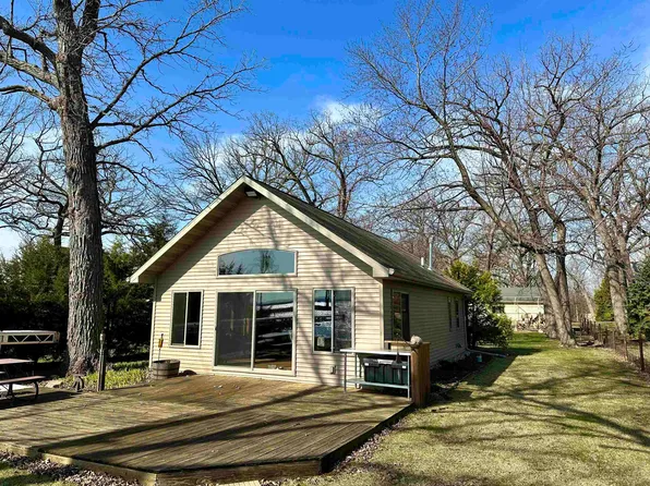 7064 S Us Highway 45, Oshkosh, WI 54902