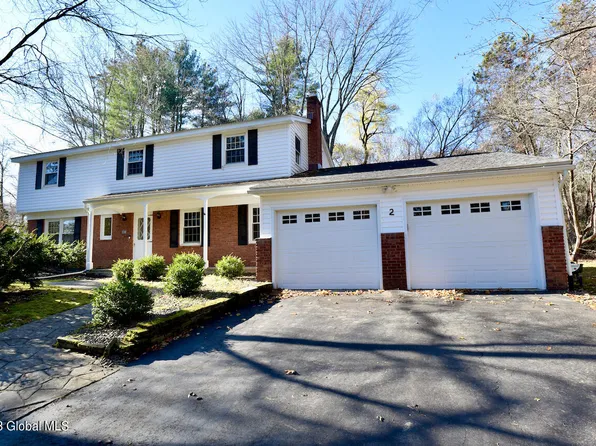 2 Cedar Lane, Clifton Park, NY 12065