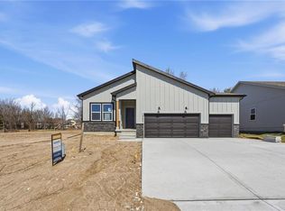 18304 W 166th St, Olathe, KS 66062
