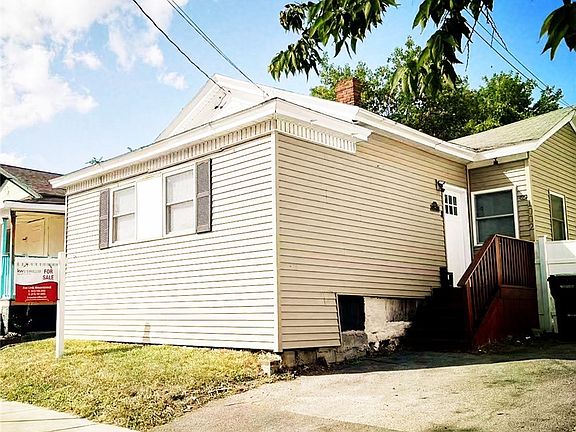 3rd image of 1002 Park St
