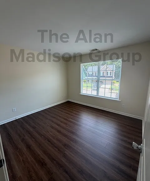 151 Hidden Lake Cir — Photo 12