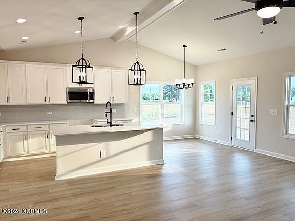 3rd image of 2825 Tucker Hill Drive