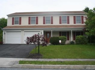 2409 Wicklow Dr, Harrisburg, PA 17112
