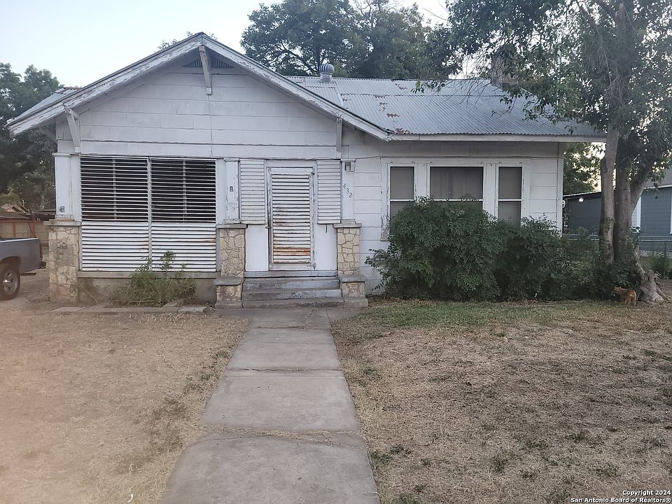 1st image of 432 HEARNE