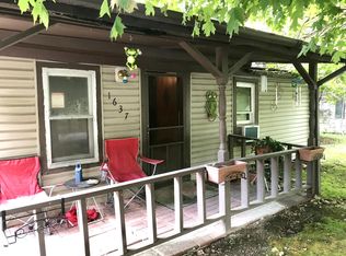 1637 N Drury Ave, Springfield, MO 65802