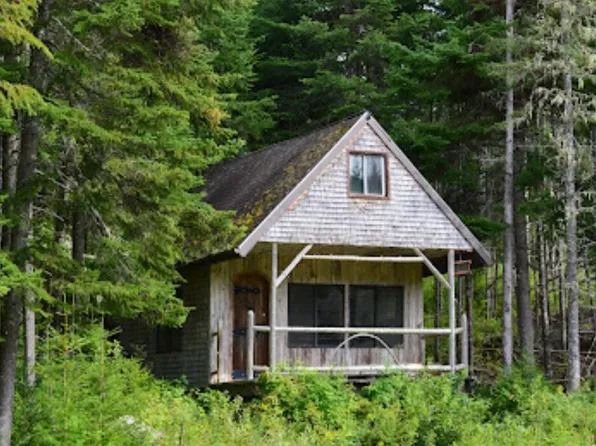 1731 Hamlin Road, Hamlin, ME 04785