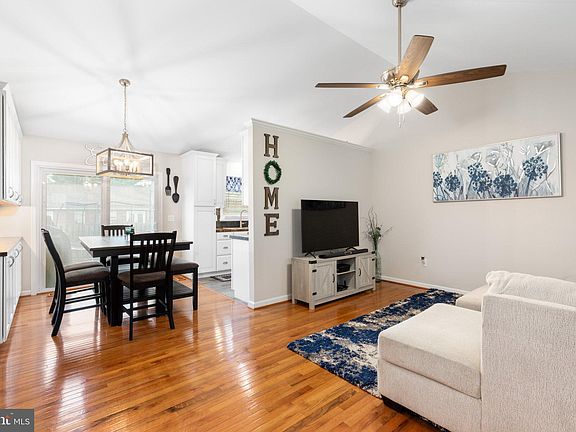 3rd image of 11703 McGinty Dr
