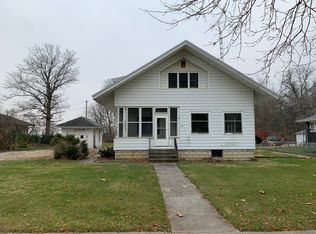 79 Main St, Saunemin, IL 61769