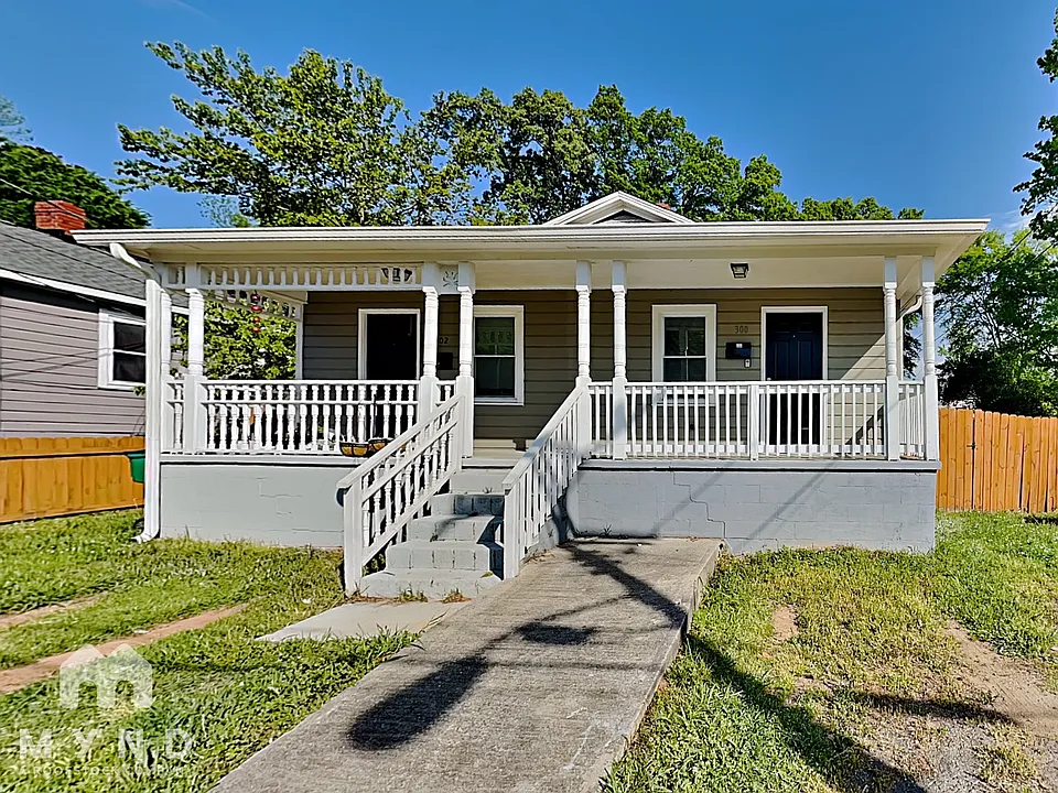 300 Jones St #300