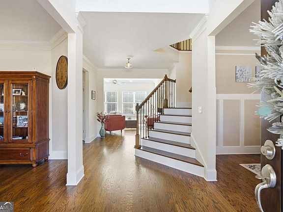 4th image of 4095 Sophy Dr