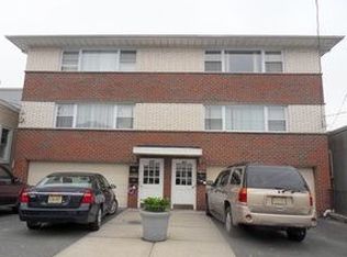 458 Walker St, Fairview, NJ 07022