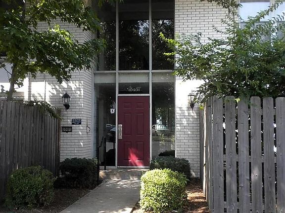 2nd image of 10401 Briarbend Dr APT 7