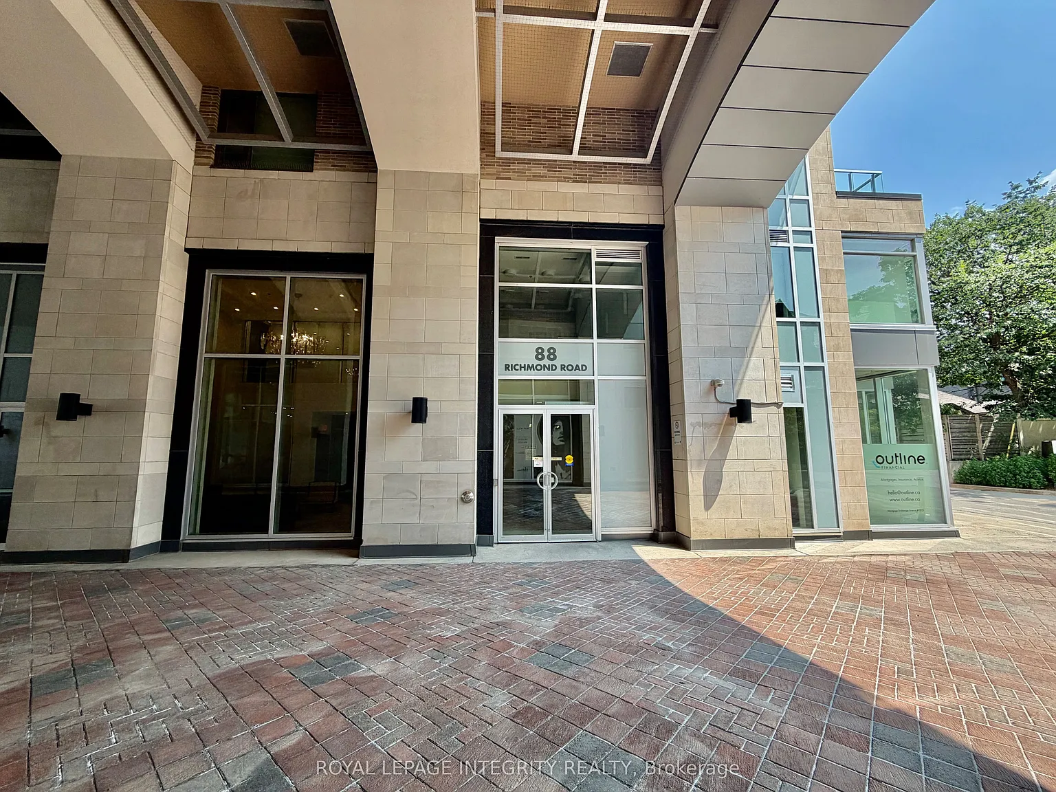 1 bed, $2,595 — Photo 3