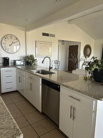3220 Canyon Point Ln — Photo 1